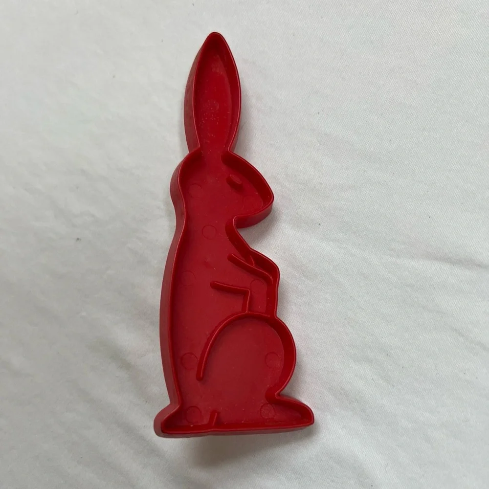 6 Cookie Cutters Red Plastic Vintage Pig Bunny Clown Turkey Flag Christmas Tree